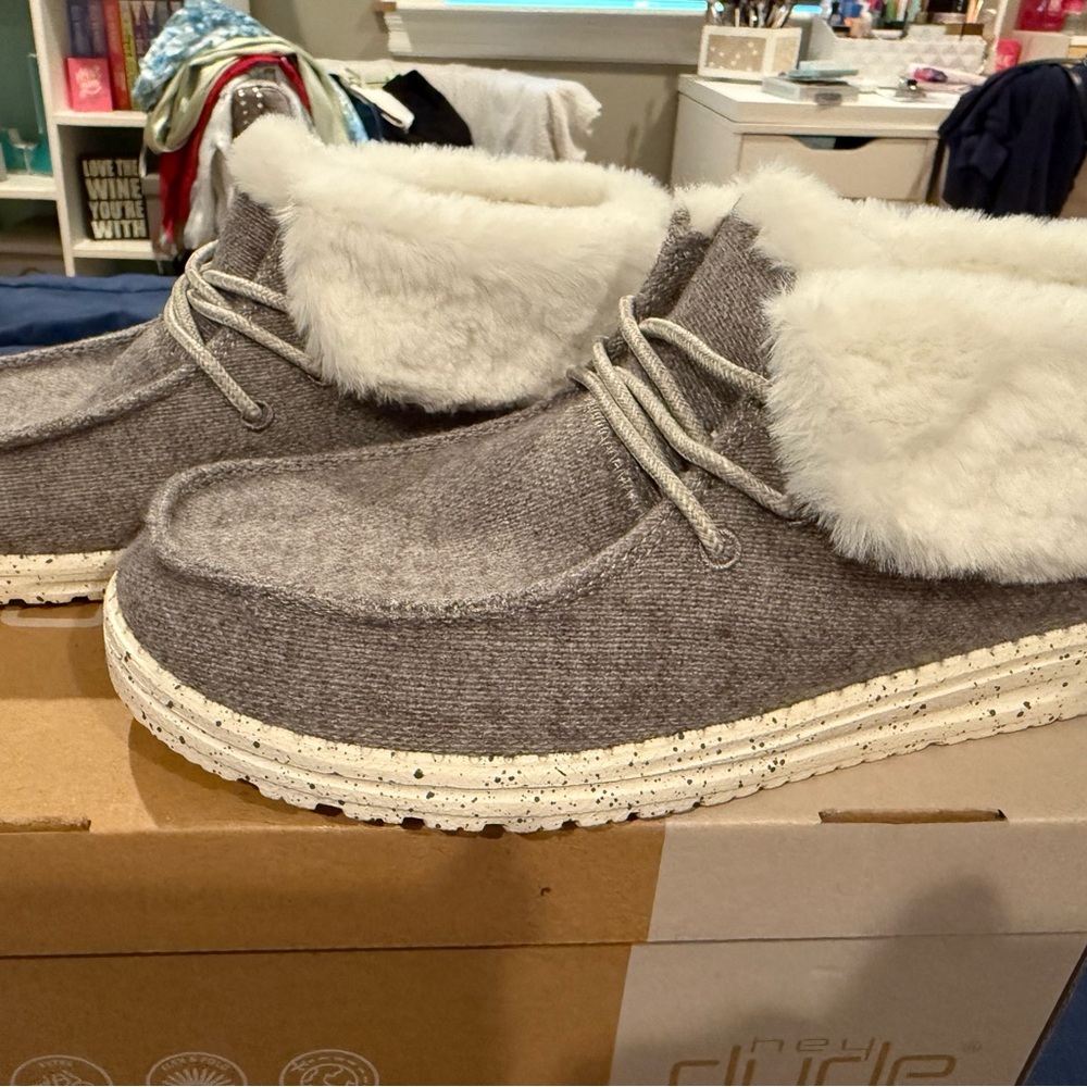 Hey Dude Women's Gray Moccasins with White Fur Lining